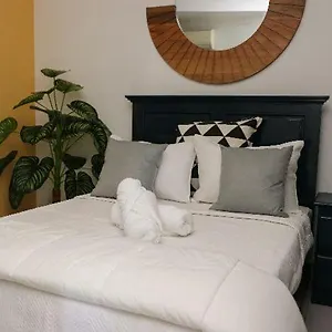 Residencial Frank I Apartment