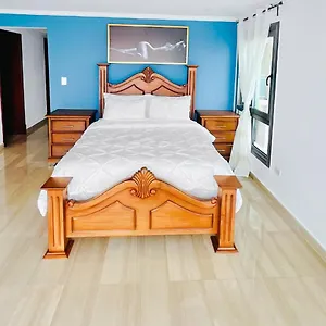 Exclusive 3 Bdr, Gym & Pool, Seaview, Luxury Tower Apartment