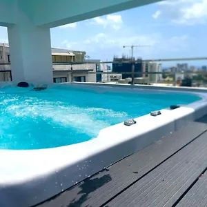Downtown Luxury Naco: 2br 2ba Apartment
